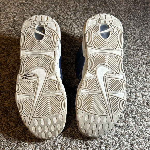 Air More Uptempo GS 'Iridescent Purple - Picture 8 of 9